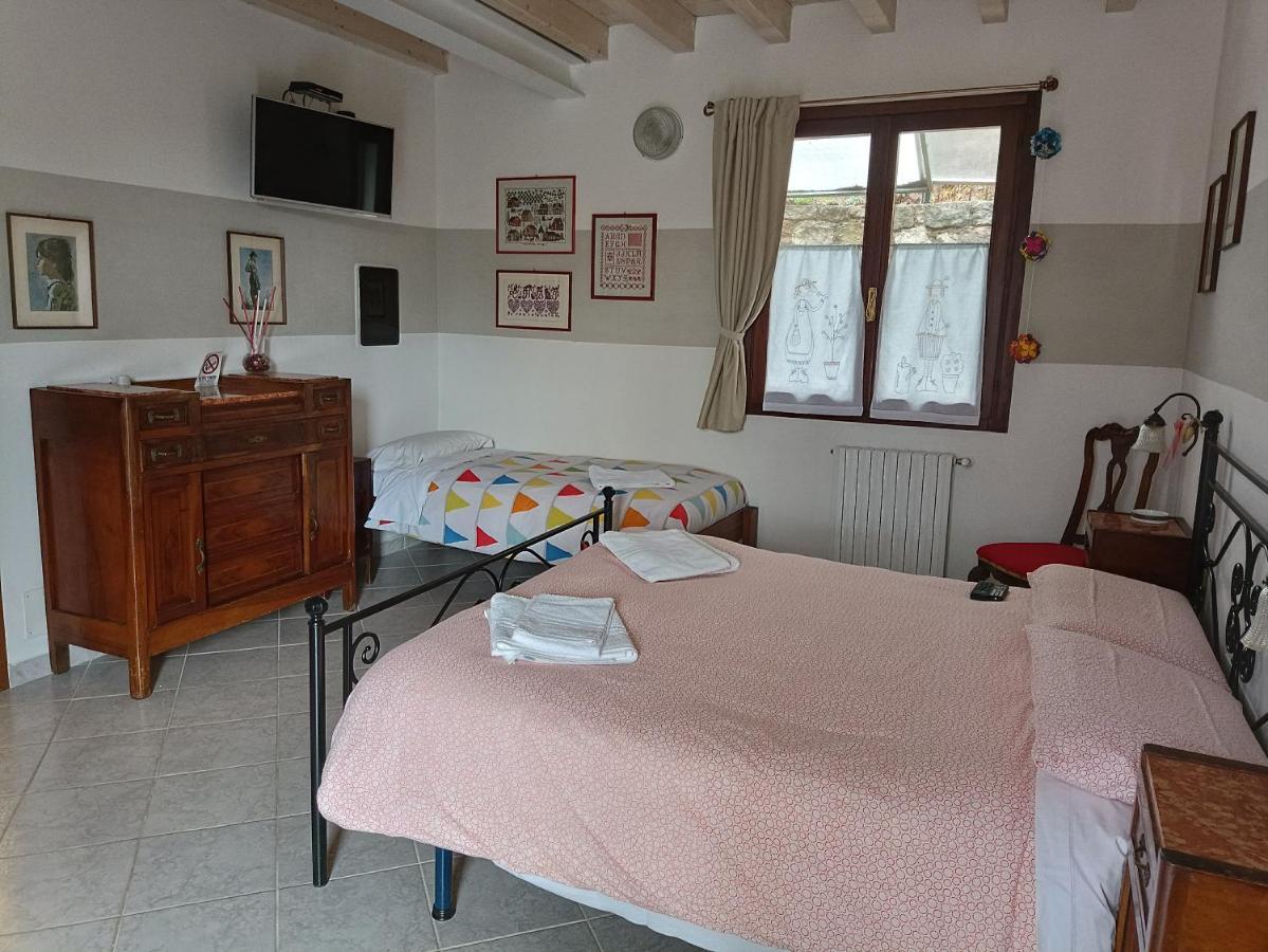 B&B La Casarella Soiano Del Lago Exteriér fotografie